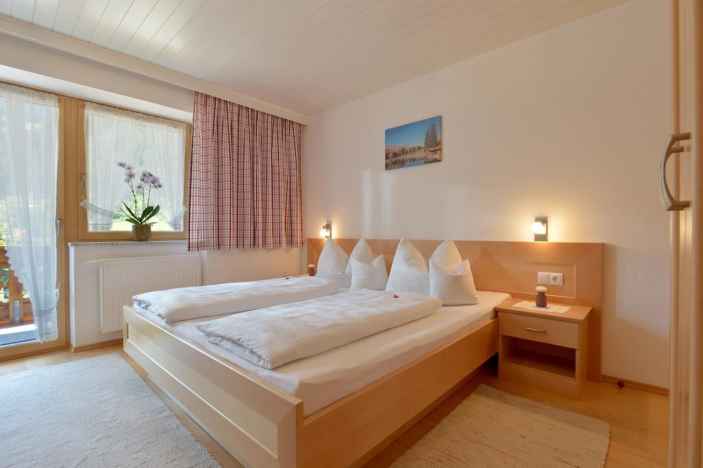 Appartement Ahornblick Schwendau Room photo